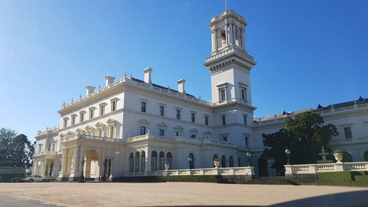 The Governor of Victoria has a new Calibre Rail!