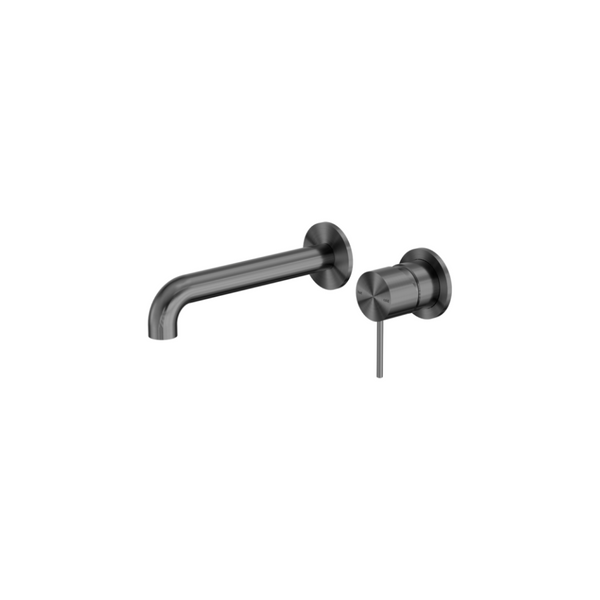 Bath mixers